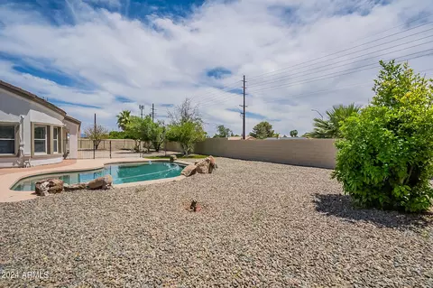 Exterior - 3121 E Greenway St, Mesa, AZ 85213 photo 18 of 23
