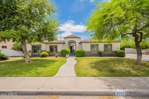 3121 E Greenway St, Mesa, AZ 85213