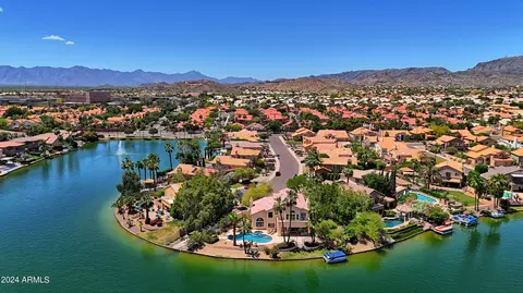 View/Area - 3376 E Tanglewood Dr, Phoenix, AZ 85048 photo 2 of 8