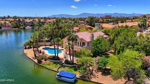 3376 E Tanglewood Dr, Phoenix, AZ 85048
