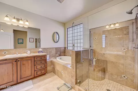 Bath - 3904 E Sierra Madre Ave, Gilbert, AZ 85296 photo 3 of 5