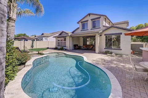 Exterior - 3904 E Sierra Madre Ave, Gilbert, AZ 85296 photo 13 of 20