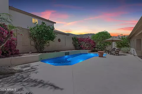 Exterior - 3153 E Desert Willow Rd, Phoenix, AZ 85048 photo 4 of 8