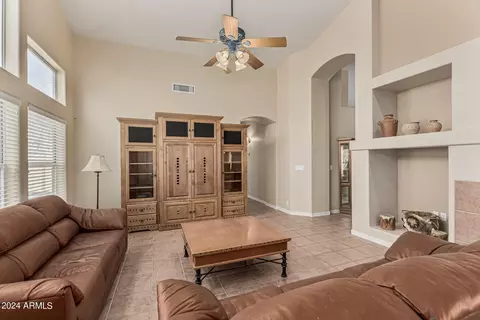 Living - 3153 E Desert Willow Rd, Phoenix, AZ 85048 photo 3 of 6