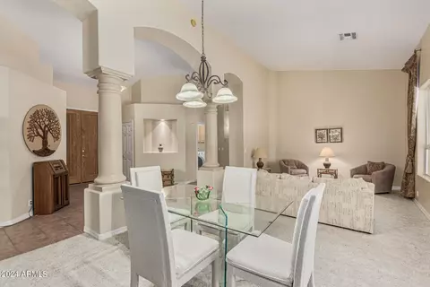 Dining - 3153 E Desert Willow Rd, Phoenix, AZ 85048 photo 1 of 3