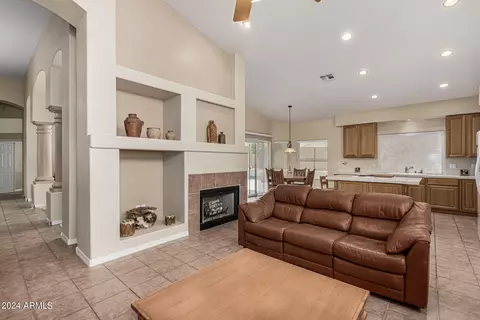 Living - 3153 E Desert Willow Rd, Phoenix, AZ 85048 photo 4 of 6
