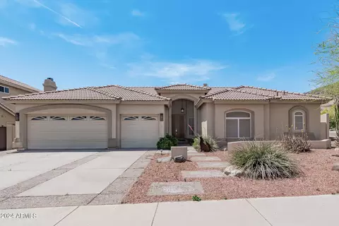 Exterior - 3153 E Desert Willow Rd, Phoenix, AZ 85048 photo 2 of 8