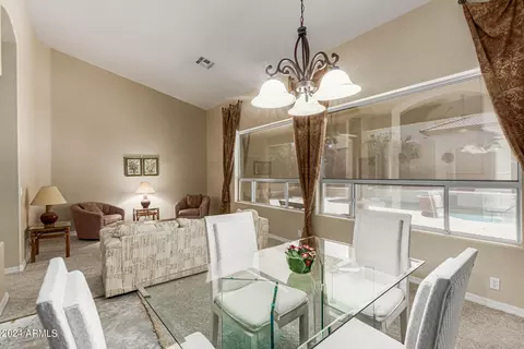 Dining - 3153 E Desert Willow Rd, Phoenix, AZ 85048 photo 2 of 3