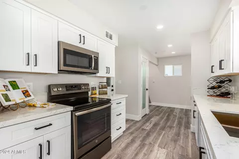 Kitchen - 155 N 58th St, Mesa, AZ 85205 photo 2 of 2