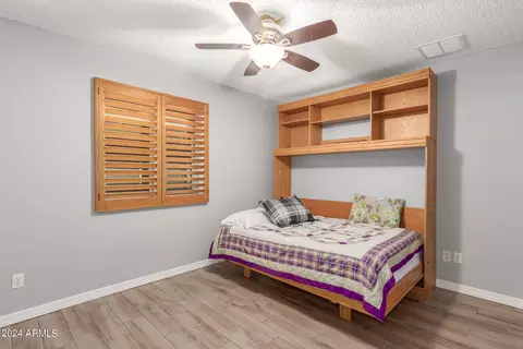 Bedroom - 4011 W Voltaire Ave, Phoenix, AZ 85029 photo 3 of 4