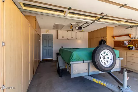 Exterior - 4011 W Voltaire Ave, Phoenix, AZ 85029 photo 8 of 18