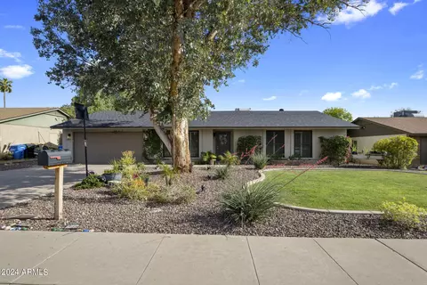 125 E Sharon Ave, Phoenix, AZ 85022