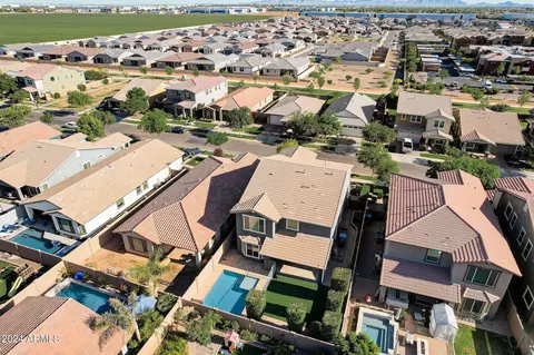 View/Area - 4288 E Rawhide St, Gilbert, AZ 85296 photo 1 of 4