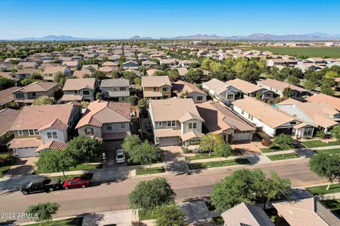 View/Area - 4288 E Rawhide St, Gilbert, AZ 85296 photo 3 of 4