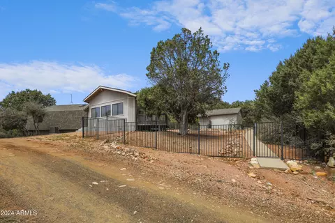 Exterior - 249 E Dan Dr, Payson, AZ 85541 photo 6 of 11
