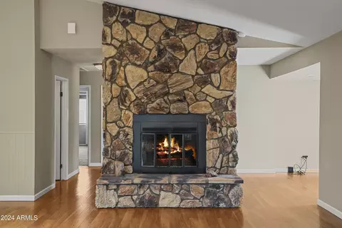 Living - 249 E Dan Dr, Payson, AZ 85541 photo 3 of 5