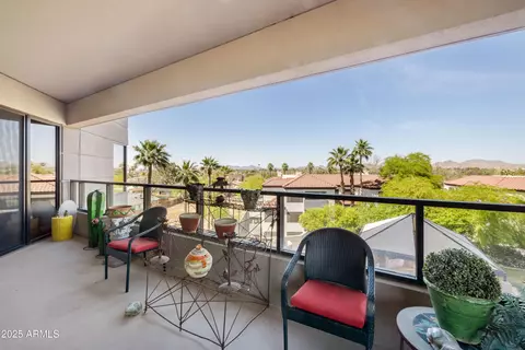 Exterior - 1040 E Osborn Rd #302, Phoenix, AZ 85014 photo 3 of 8