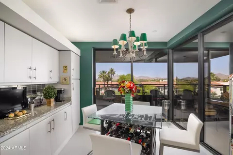 Dining - 1040 E Osborn Rd #302, Phoenix, AZ 85014 photo 3 of 3