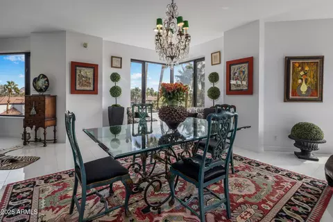 Dining - 1040 E Osborn Rd #302, Phoenix, AZ 85014 photo 2 of 3