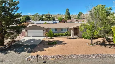10952 E Lariat Ln, Dewey, AZ 86327