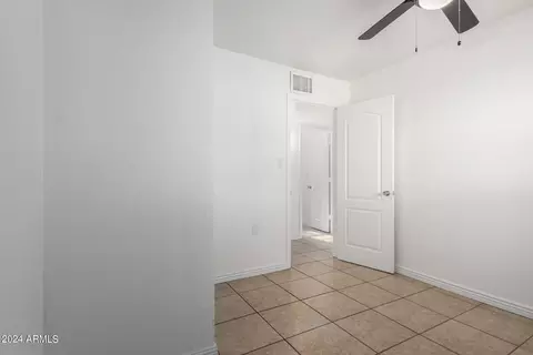 5826 S 4th St, Phoenix, AZ 85040 photo 17