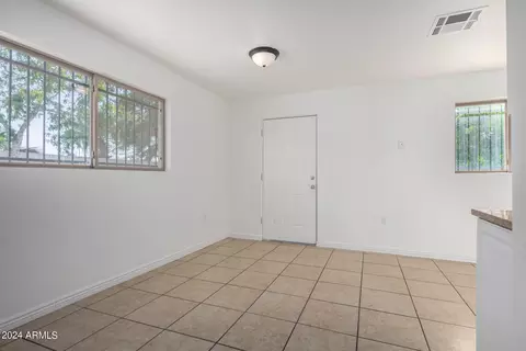 5826 S 4th St, Phoenix, AZ 85040 photo 14