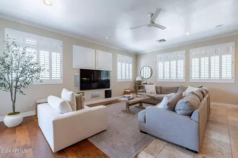 Living - 4531 E Stanford Ave, Gilbert, AZ 85234 photo 4 of 10