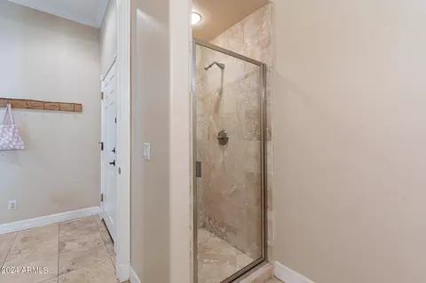 Bath - 4531 E Stanford Ave, Gilbert, AZ 85234 photo 2 of 6