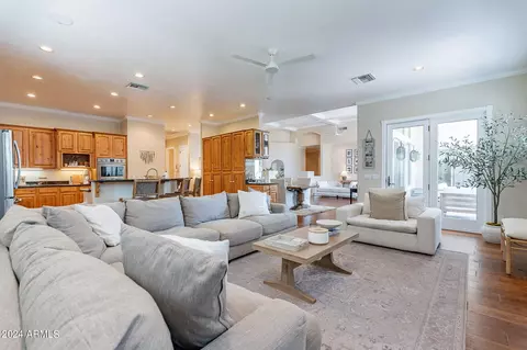 Living - 4531 E Stanford Ave, Gilbert, AZ 85234 photo 6 of 10
