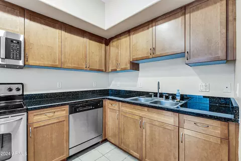 Kitchen - 1920 E Bell Rd #1136, Phoenix, AZ 85022 photo 3 of 6