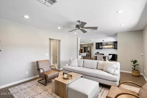 3244 E Glenrosa Ave, Phoenix, AZ 85018 photo 10