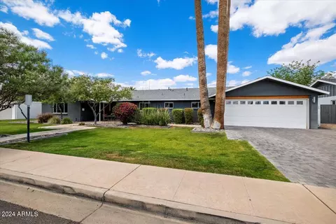 3244 E Glenrosa Ave, Phoenix, AZ 85018 photo 2
