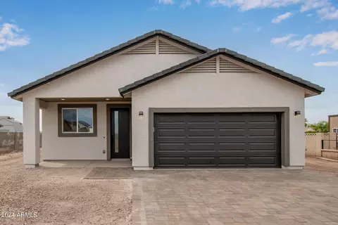 8709 W Reventon Dr, Arizona City, AZ 85123