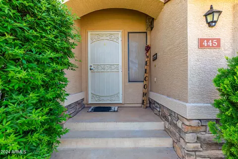 Exterior - 445 S Peppertree Dr, Gilbert, AZ 85296 photo 12 of 12