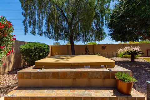 Exterior - 445 S Peppertree Dr, Gilbert, AZ 85296 photo 3 of 12