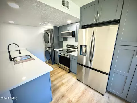 2228 E Campbell Ave #213, Phoenix, AZ 85016 photo 4