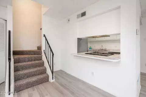 Entry Way - 8024 N 32nd Ln, Phoenix, AZ 85051 photo 1 of 2