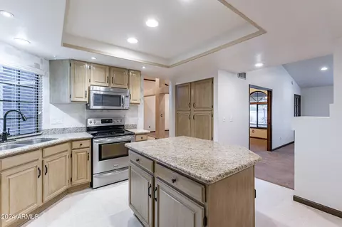 1820 E Ludlow Dr, Phoenix, AZ 85022 photo 6
