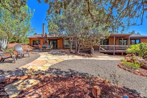 15 Last Wagon Dr, Sedona, AZ 86336