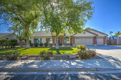 2098 S Constellation Way, Gilbert, AZ 85295