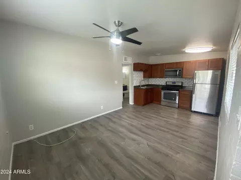 906 S Mariana St, Tempe, AZ 85281