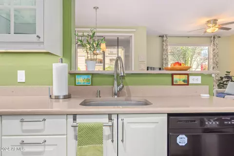 5303 N 7th St #110, Phoenix, AZ 85014 photo 8