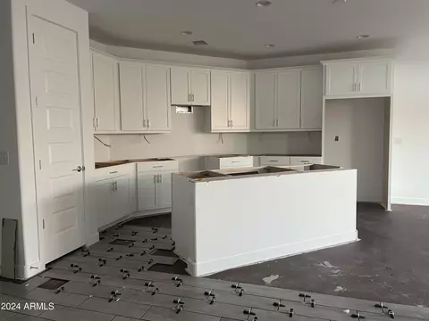 4233 E Samkay Ln, San Tan Valley, AZ 85143