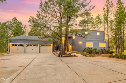 2347 N Cypress Point Dr, Flagstaff, AZ 86004