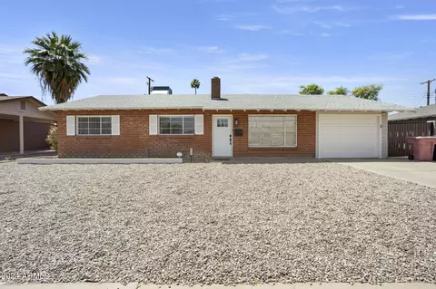 8131 E Indianola Ave, Scottsdale, AZ 85251