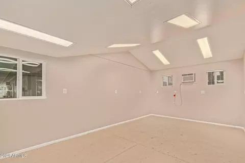 4106 E Winnetka Dr, Phoenix, AZ 85044 photo 27