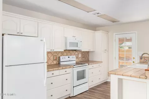 1997 E Duke Dr, Tempe, AZ 85283 photo 18