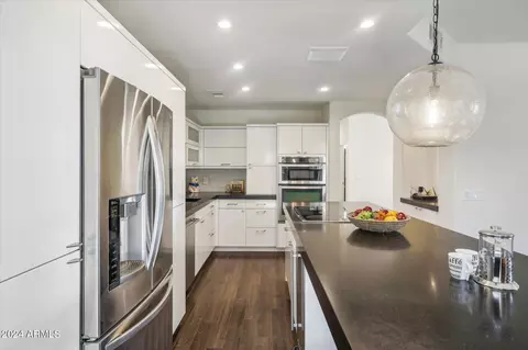 Kitchen - 7219 E Kramer St, Mesa, AZ 85207 photo 3 of 4