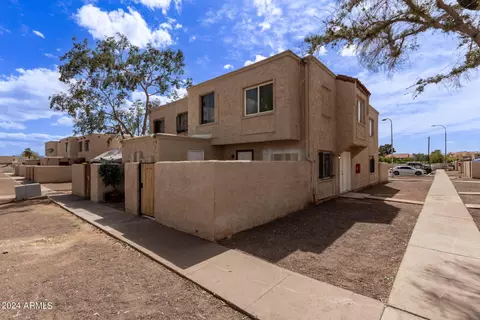 5416 W Lynwood St, Phoenix, AZ 85043