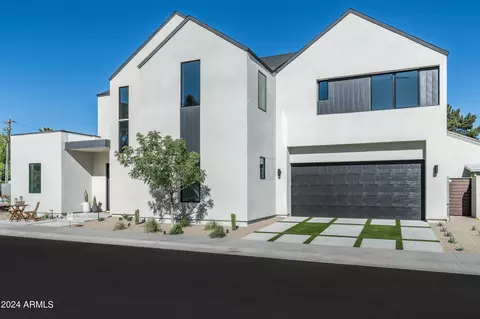 Exterior - 6337 N 10th Dr, Phoenix, AZ 85013 photo 10 of 10
